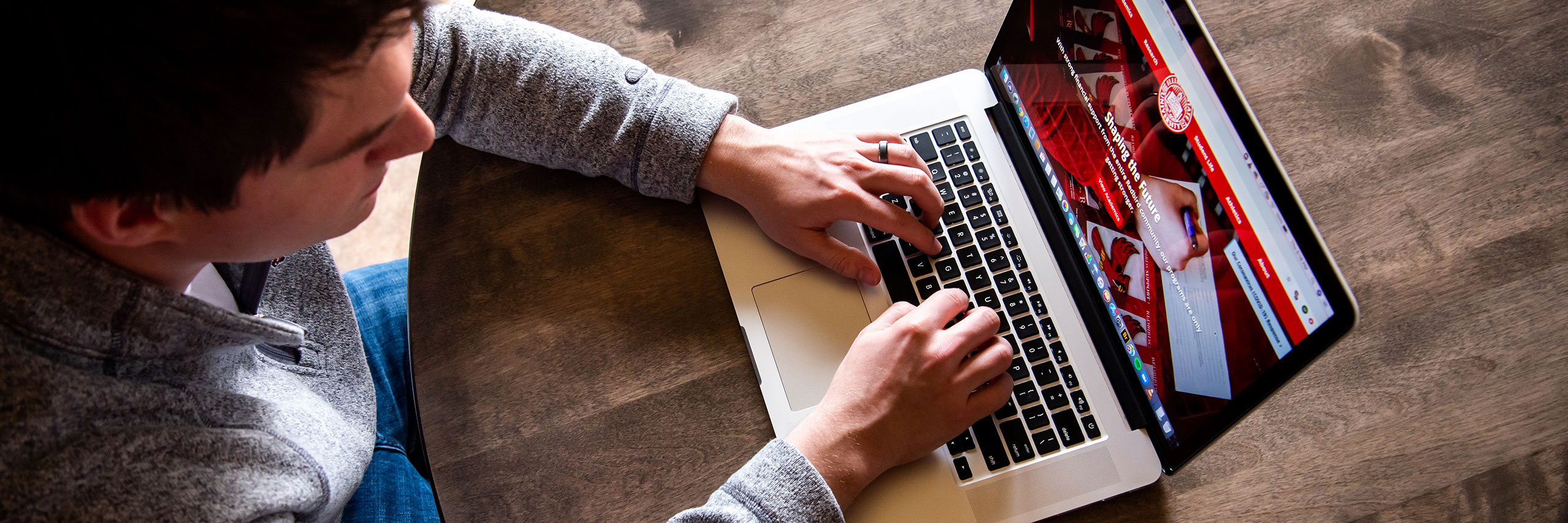 Student working online