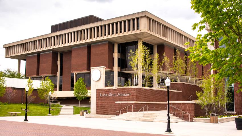 Picture of Milner Library at Illinois State University