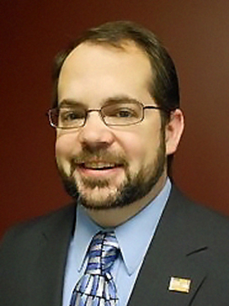 Photo of Dr. Evan Brown 