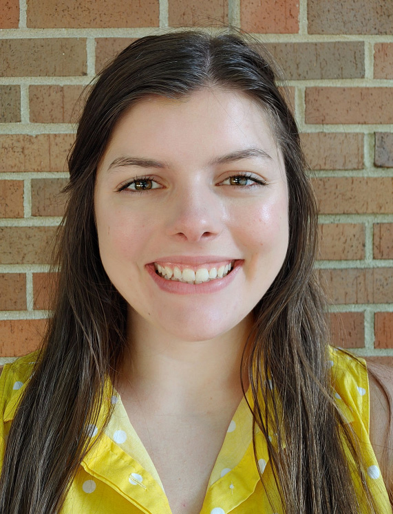 Photo of Abigail Pakula